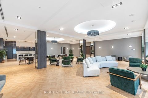 Photo 43 at 612 - 85 North Park Road, Beverley Glen, Vaughan