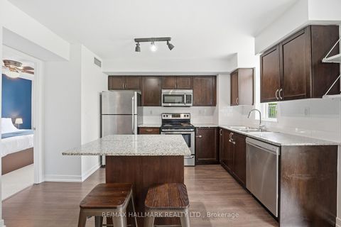 Photo 6 at 118 - 816 Lansdowne Avenue, Junction, Toronto