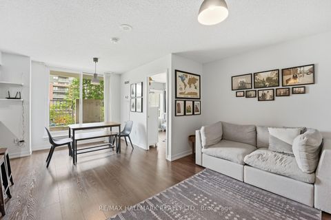 Photo 8 at 118 - 816 Lansdowne Avenue, Junction, Toronto