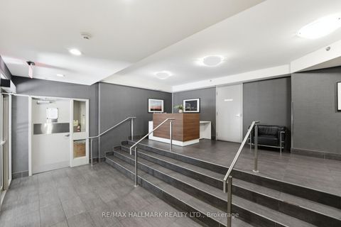 Photo 31 at 118 - 816 Lansdowne Avenue, Junction, Toronto