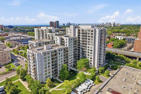 Photo 34 at 118 - 816 Lansdowne Avenue, Junction, Toronto