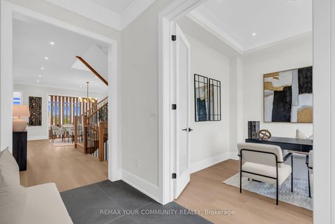 Photo 7 at 23 Menotti Drive, Oak Ridges, Richmond Hill