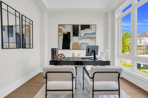 Photo 8 at 23 Menotti Drive, Oak Ridges, Richmond Hill