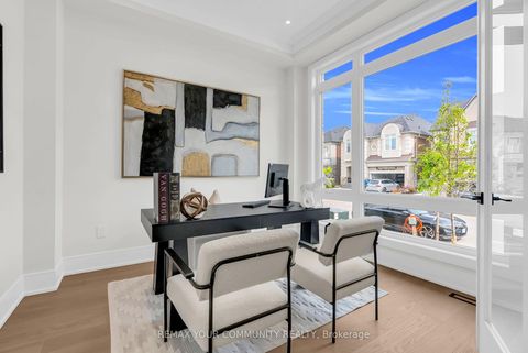 Photo 9 at 23 Menotti Drive, Oak Ridges, Richmond Hill