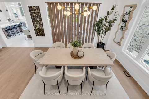 Photo 11 at 23 Menotti Drive, Oak Ridges, Richmond Hill