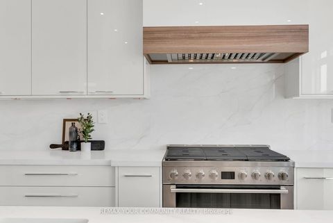 Photo 35 at 23 Menotti Drive, Oak Ridges, Richmond Hill