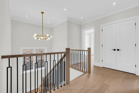 Photo 36 at 23 Menotti Drive, Oak Ridges, Richmond Hill