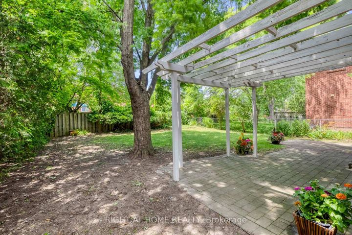 Photo 35 at 1025 Vanier Drive, Lorne Park, Mississauga