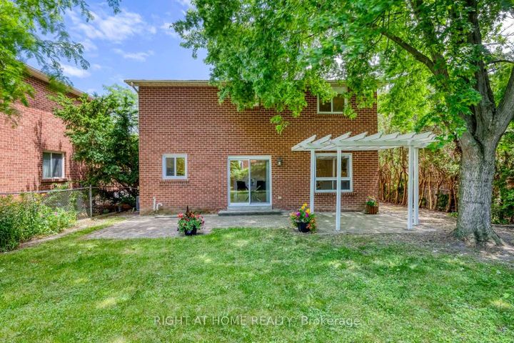 Photo 38 at 1025 Vanier Drive, Lorne Park, Mississauga