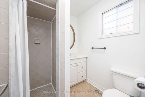 Photo 21 at 3 Presley Avenue, Birchmount, Toronto