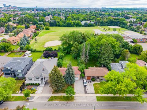 Photo 2 at 35 Netherford Road, Maple, Vaughan