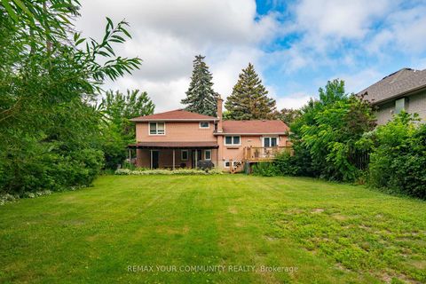 Photo 11 at 35 Netherford Road, Maple, Vaughan