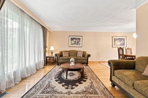 Photo 23 at 35 Netherford Road, Maple, Vaughan