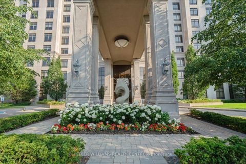 Photo 3 at 902 - 9245 Jane Street, Maple, Vaughan