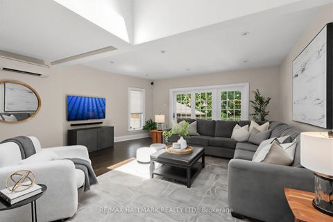 Photo 11 at 26 Mcnairn Avenue, Lawrence Park North, Toronto