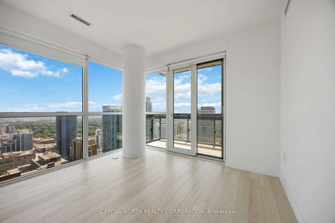 Photo 11 at 3103 - 39 Roehampton Avenue, Mount Pleasant West, Toronto