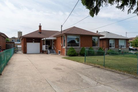 Photo 0 at 549 Rustic Road, Maple Leaf, Toronto