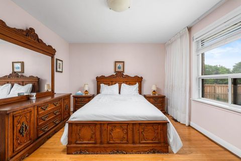 Photo 14 at 549 Rustic Road, Maple Leaf, Toronto