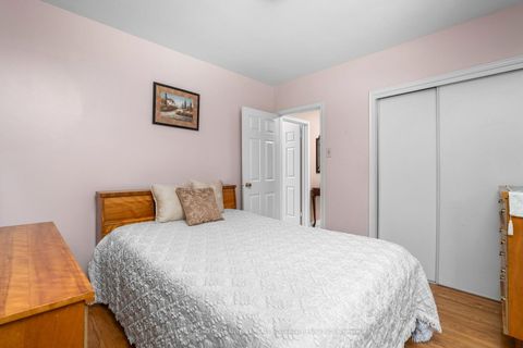 Photo 17 at 549 Rustic Road, Maple Leaf, Toronto