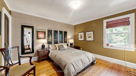 Photo 26 at 331 Glenholme Avenue, Oakwood Village, Toronto