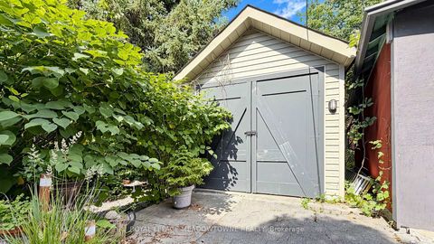 Photo 48 at 331 Glenholme Avenue, Oakwood Village, Toronto