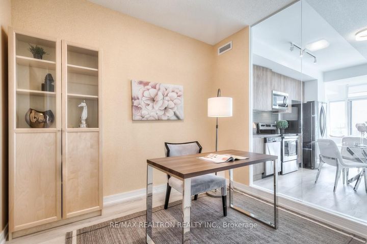 Photo 17 at 628 - 621 Sheppard Avenue E, Bayview Village, Toronto