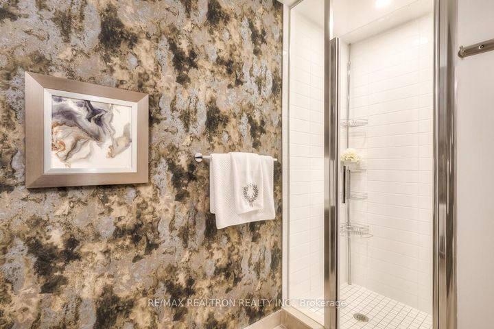Photo 20 at 628 - 621 Sheppard Avenue E, Bayview Village, Toronto