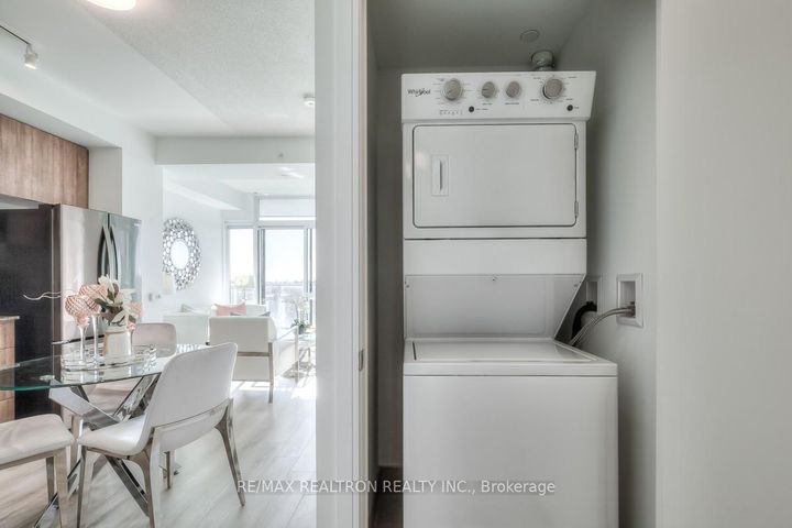 Photo 22 at 628 - 621 Sheppard Avenue E, Bayview Village, Toronto