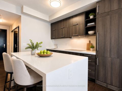 Photo 3 at 2309 - 1080 Bay Street, Bay Street Corridor, Toronto