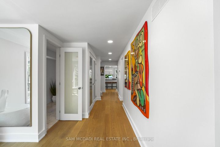 Photo 2 at 1273 Queen Victoria Avenue, Lorne Park, Mississauga