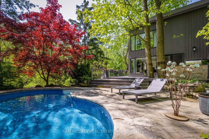 Photo 37 at 1273 Queen Victoria Avenue, Lorne Park, Mississauga