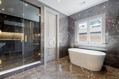 Photo 19 at 152 Olde Bayview Avenue, Oak Ridges Lake Wilcox, Richmond Hill