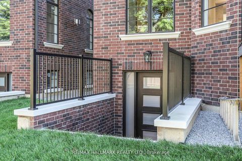Photo 41 at 152 Olde Bayview Avenue, Oak Ridges Lake Wilcox, Richmond Hill