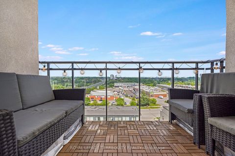 Photo 14 at 709 - 12 Woodstream Boulevard, Vaughan Grove, Vaughan