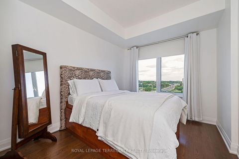 Photo 18 at 709 - 12 Woodstream Boulevard, Vaughan Grove, Vaughan