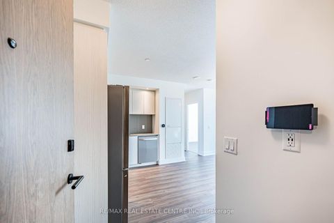 Photo 4 at ph01 - 10 Eva Road, Etobicoke West Mall, Toronto