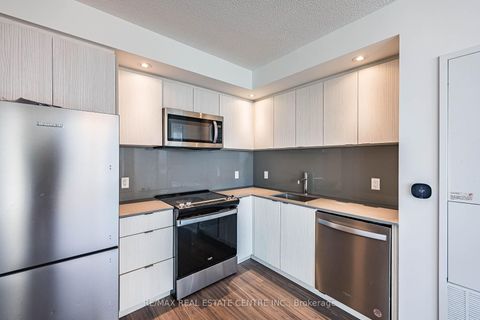 Photo 18 at ph01 - 10 Eva Road, Etobicoke West Mall, Toronto