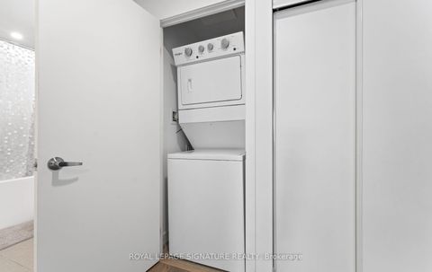 Photo 31 at 408 - 1 Cardiff Road, Mount Pleasant East, Toronto