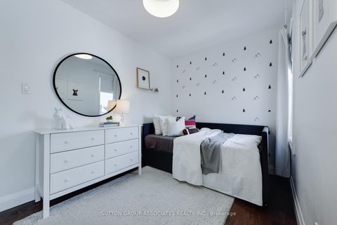 Photo 14 at 37 Ashburnham Road, Davenport, Toronto