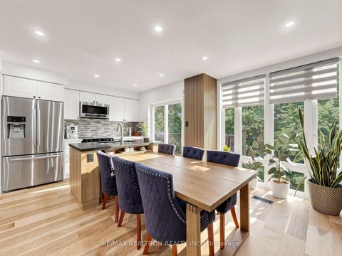 Photo 2 at 68 Dallimore Circle, Don Mills, Toronto