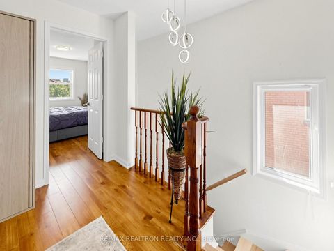 Photo 14 at 68 Dallimore Circle, Don Mills, Toronto