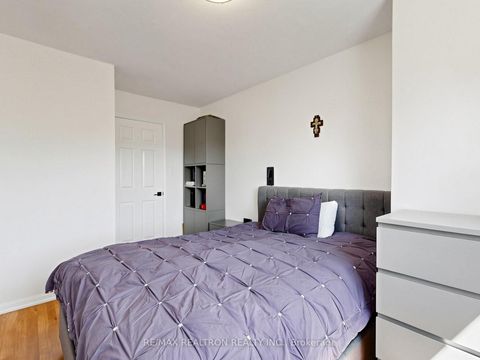 Photo 23 at 68 Dallimore Circle, Don Mills, Toronto