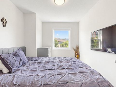 Photo 24 at 68 Dallimore Circle, Don Mills, Toronto
