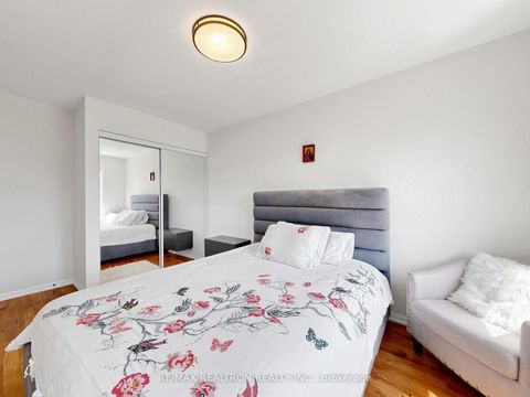 Photo 26 at 68 Dallimore Circle, Don Mills, Toronto
