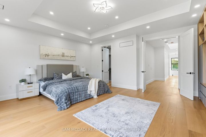 Photo 17 at 9 Earl Street, Streetsville, Mississauga