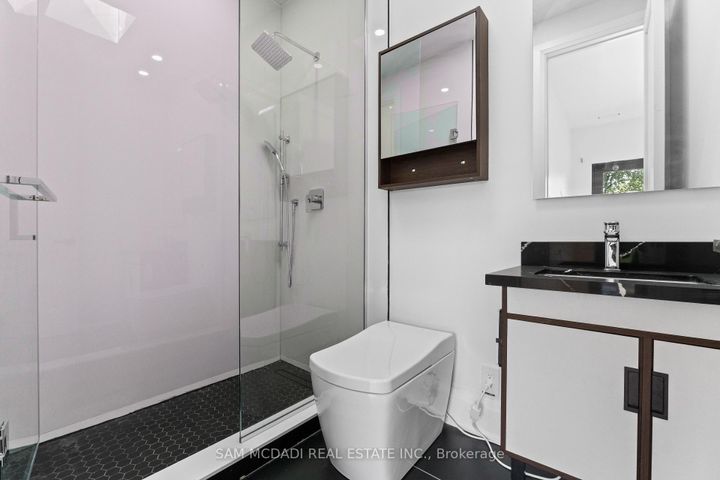 Photo 29 at 9 Earl Street, Streetsville, Mississauga