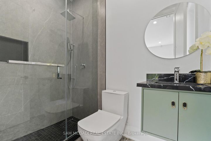 Photo 32 at 9 Earl Street, Streetsville, Mississauga