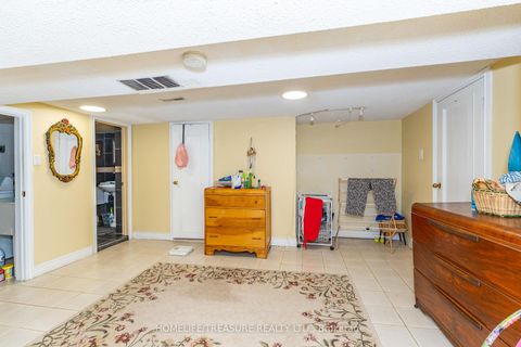 Photo 26 at 201 KING Street, Weston, Toronto