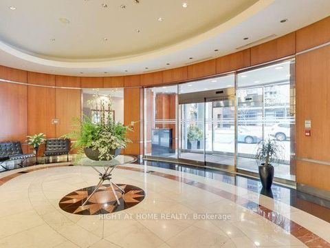 Photo 2 at 1907 - 1121 Bay Street, Bay Street Corridor, Toronto