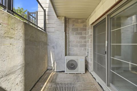 Photo 14 at 253 - 60 Parrotta Drive, Pelmo Park W5, Toronto